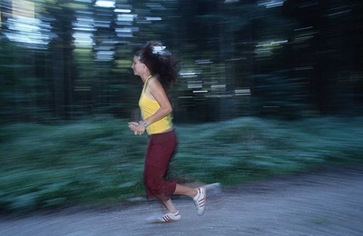 girl-running-od25